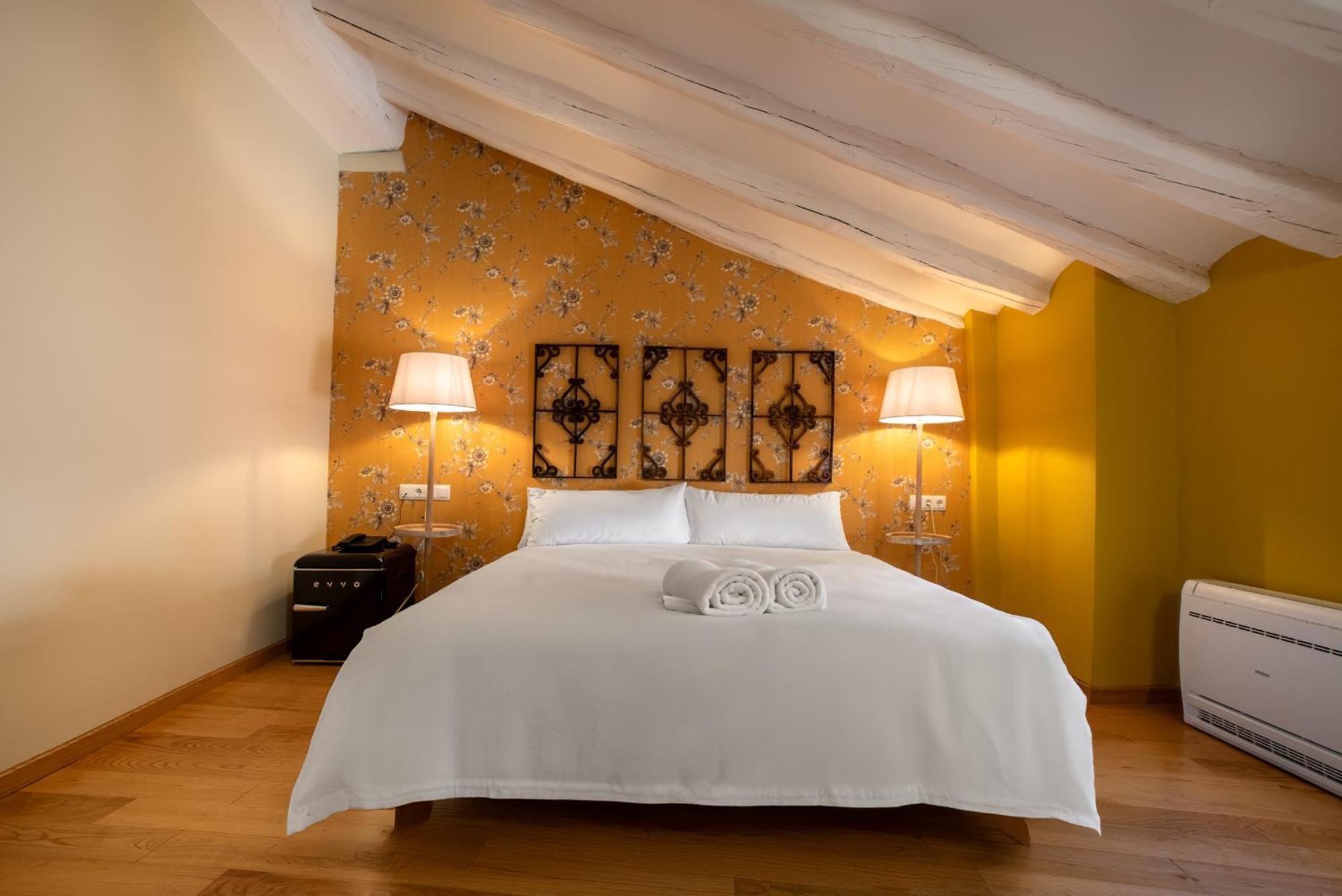Hotel-Boutique By Gonzalo Sesma Cervera del Rio Alhama Ngoại thất bức ảnh